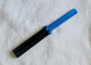 Black Handle, Light Blue Comb