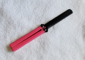 Mister Bony - Pink Handle, Black Comb